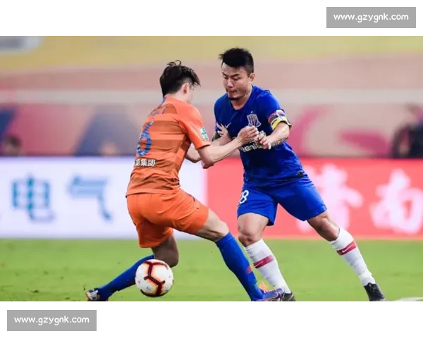 以中后卫为核心打造坚固防线的战术策略全面解析